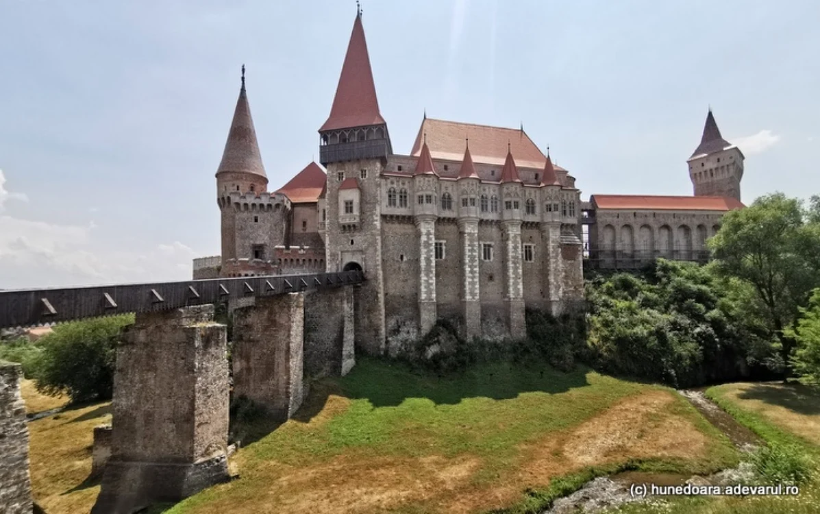 Castelul Corvinilor. Foto: Daniel Guţă. ADEVĂRUL