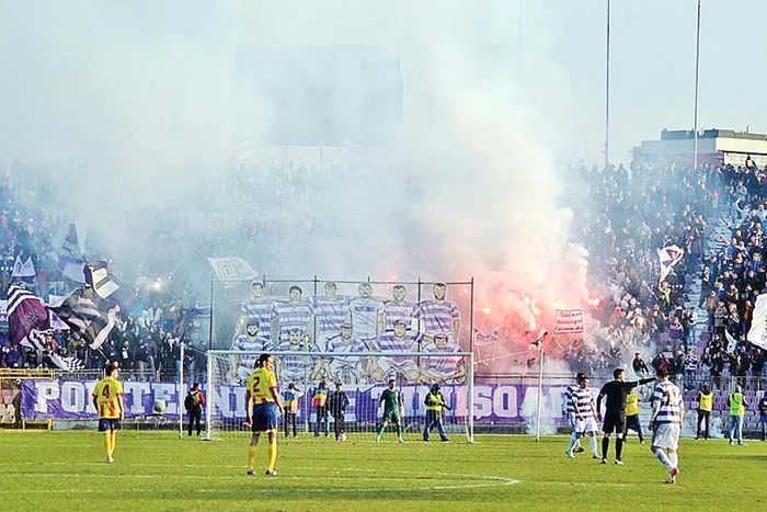 Atmosfera a fost  incendiară pe arenă