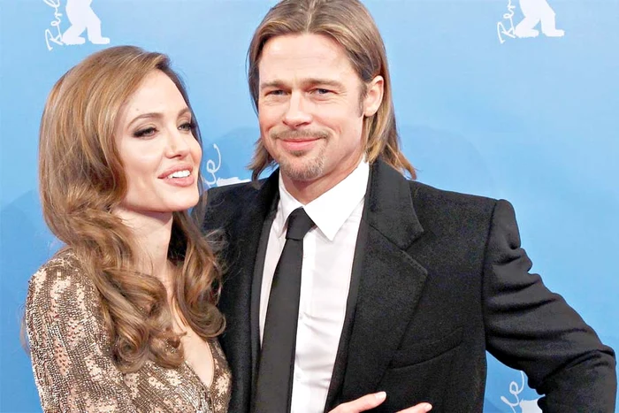 
    Brad Pitt şi  Angelina Jolie  