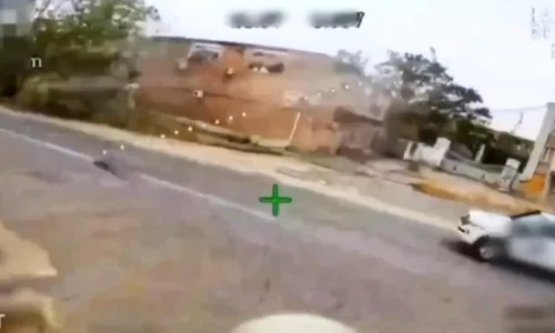 Vehicul onu lovit de ruși în Herson FOTO captură video jpg