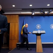 Dragoș Anastasiu și Ilie Bolojan FOTO Inquam Photos / Mălina Norocea