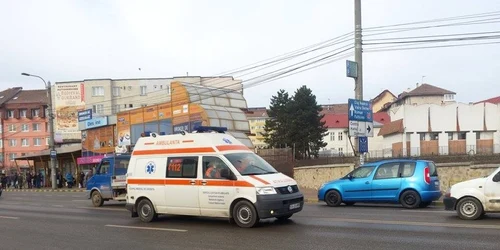 ambialanta in trafic suceava 