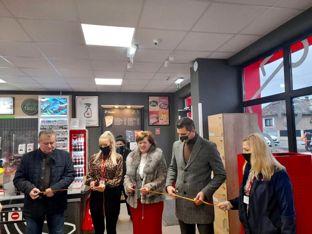 taiere panglica supermarket profi sat mica