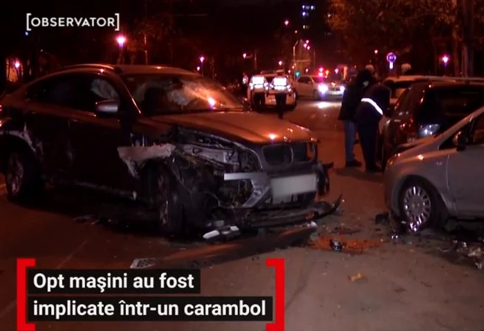 Martorii povestesc că unul dintre şoferi avea viteză foarte mare şi nu a mai putut evita impactul. 