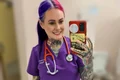 cel mai tatuat medic din lume sarah gray 