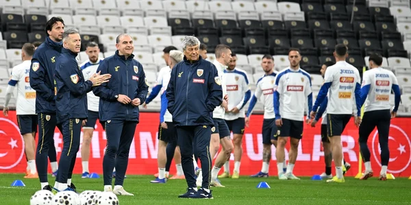 Ionel Gane si Mircea Lucescu, nationala Romania (Sportpictures) jpg