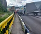 Accident pe Valea Oltului - DN7- la Călineşti Vâlcea - coliziune între trei vehicule soldată cu o victimă Foto Adevărul