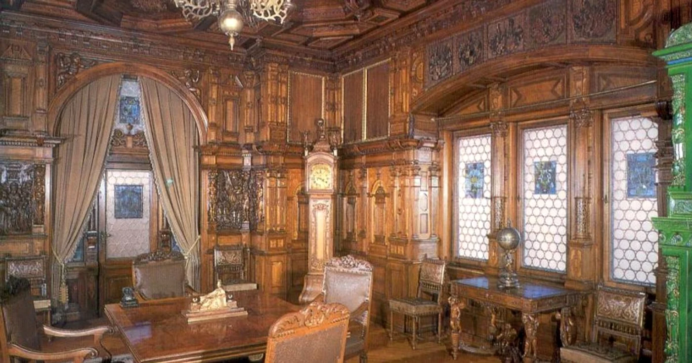 Salonul de consilii din Castelul Peleş ascunde un mare mister FOTO turism-blog.ro