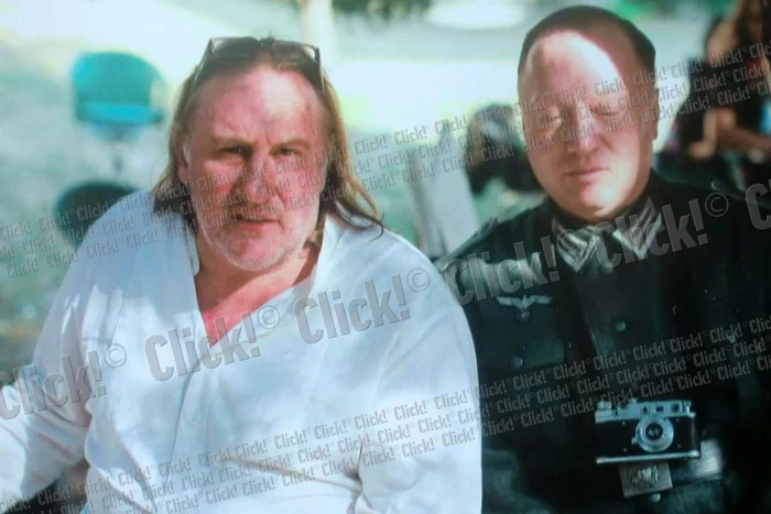 Dan Moldovan păstrează cu drag fotografiile cu Gerard Depardieu (Fotografii: Călin Radu)