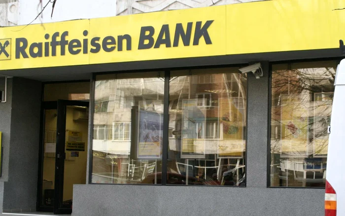 Timişoreanca a fost la un pas să lase banca fără butoanele de panică