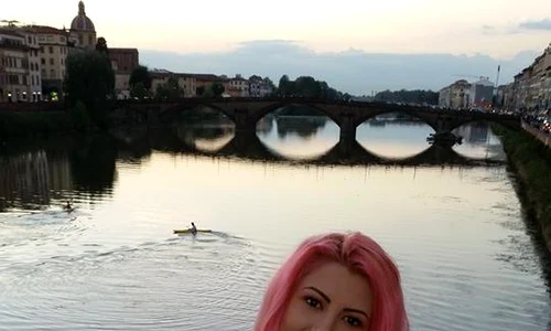 adora jpeg