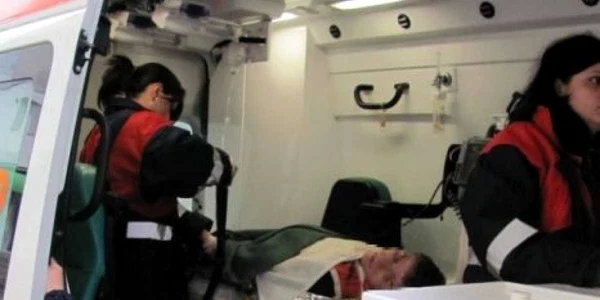 Copiii au fost transportaţi la spital