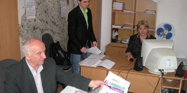 Fiecare angajat are de restituit n medie între 4000 şi 5000 de lei.