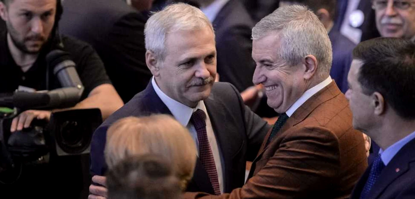 Parlamentarii români au primit lunar cel puţin 10.000 de lei. Foto: Mediafax
