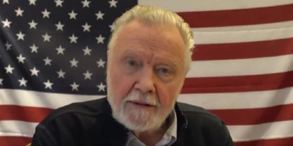 Jon Voight, tatăl Angelinei Jolie  Foto Captură video X (Twitter) jpg