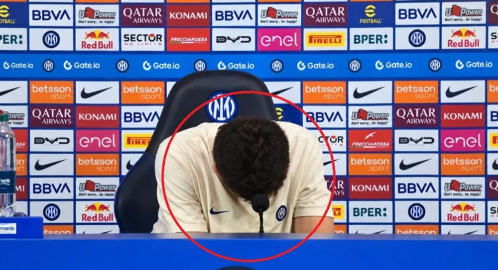 Chivu s-a dat cu capul de microfon la conferință, după Inter-Udinese 5-3. Întrebarea care i-a pus capac românului: „Vă rog să scrieți asta!”