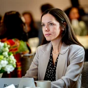 Mirabela Grădinaru Administraţia prezidenţială jpg