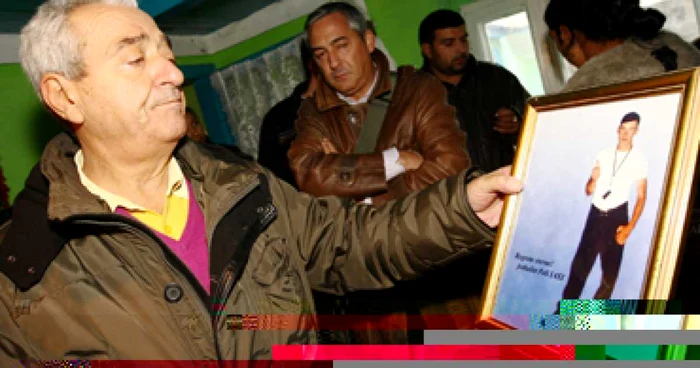 FOTO Acordeonistul român ucis de Mafie în Italia, subiect de film