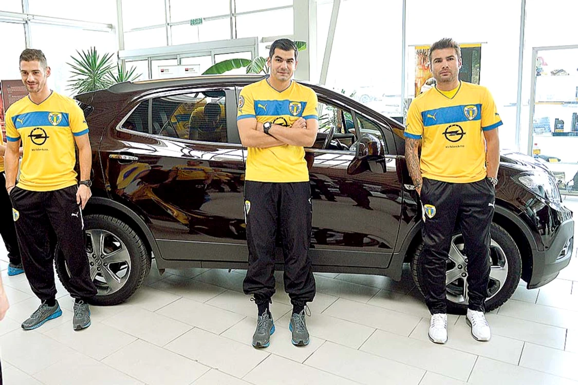 
    Producătorul german de automobile Opel  