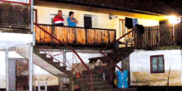 Gospodării lovite de viitură
