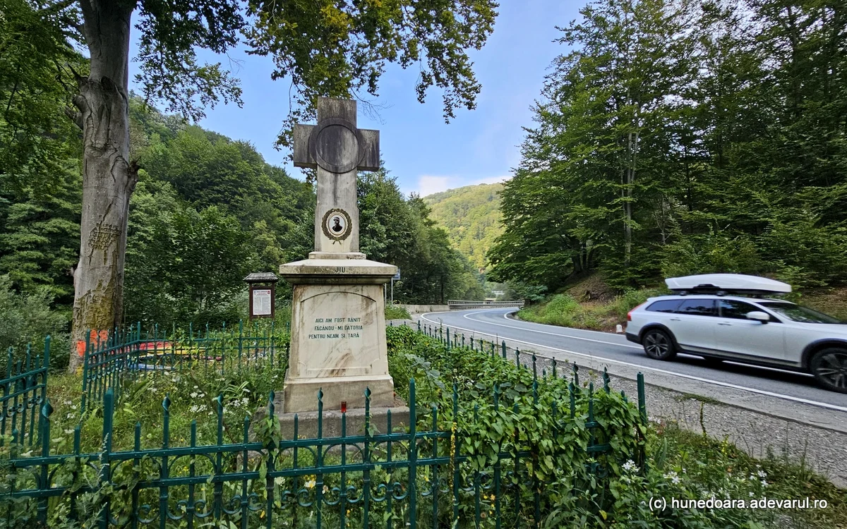 Monumentul generalului Ioan Dragalina. Foto: Daniel Guță
