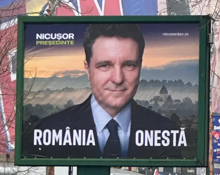 Nicusor Dan a început pre-campania electorală Foto: Lucian Davidescu/Facebook
