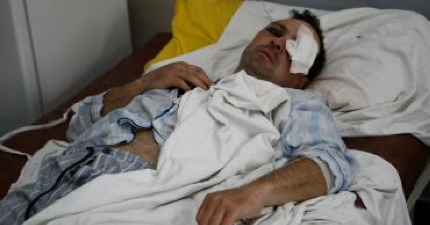 Galaţi: Un bărbat a scăpat întreg după ce a plonjat de al etajul al patrulea