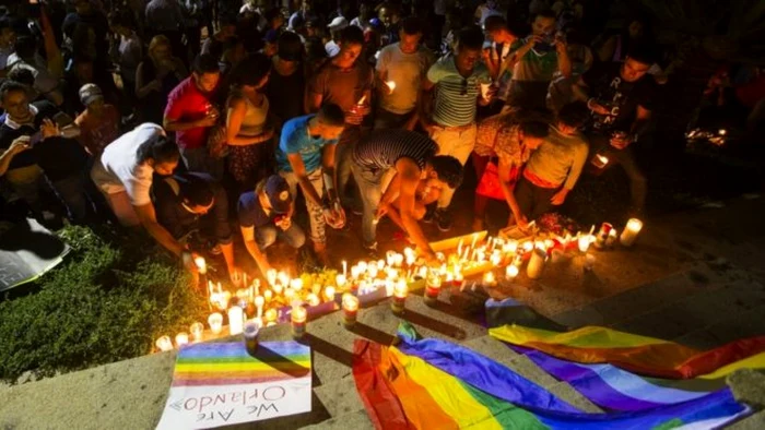 Omagiu adus victimelor masacrului din Orlando. FOTO EPA via BBC