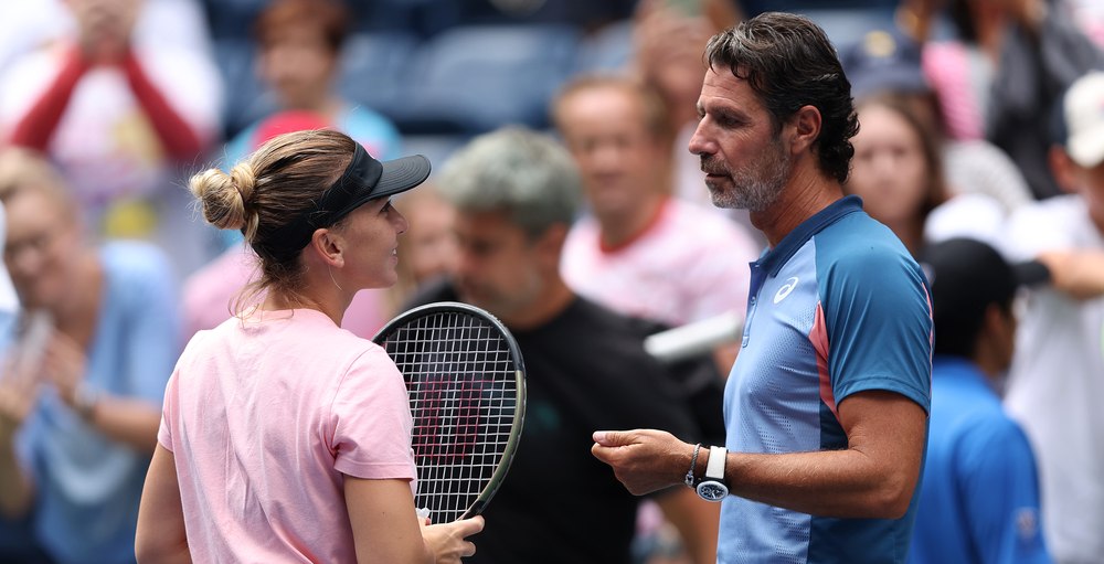 Mouratoglou, renegat de colegii săi de breaslă, în cazul Halep. „Ar fi trebuit să încaseze mai multe gloanțe”