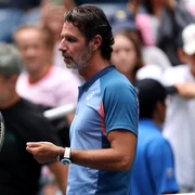 2 3 front halep Mouratoglou jpg