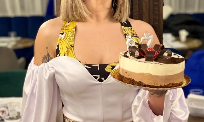 1 oana radu png png