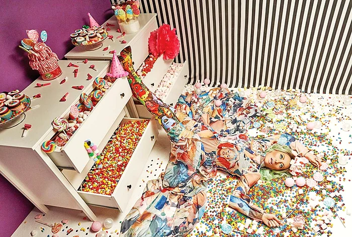 Imagini din clipul “Acadele”