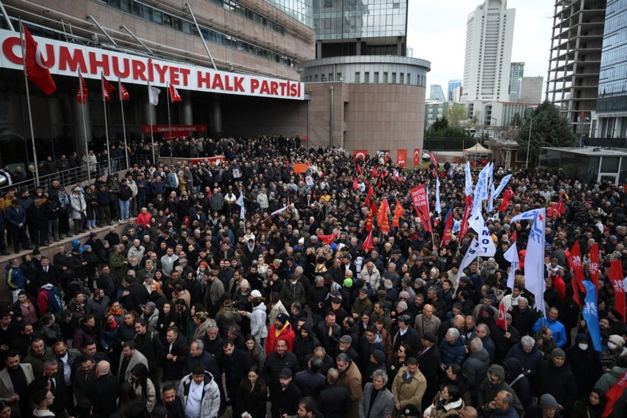 Proteste în Turcia după arestarea primarului din Istanbul: „O tentativă de stat împotriva viitorului președinte”
