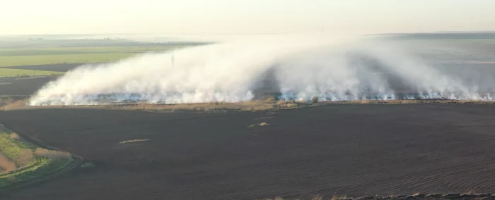 Incendiul, filmat de sus cu o dronă