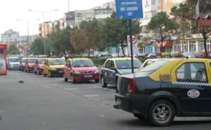 Piteşti: În Piteşti există 339 de taxiuri peste numărul legal