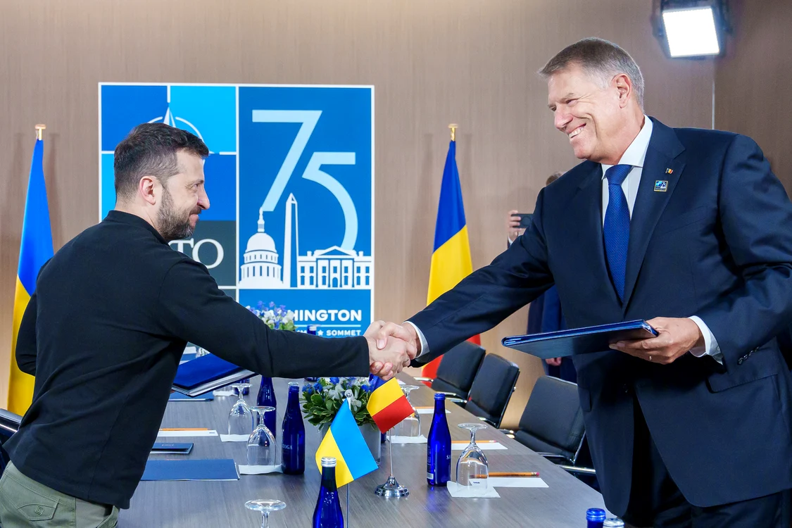 Volodimir Zelenski şi Klaus Iohannis au semnat un acord istoric în SUA. Foto X/Klaus Iohannis