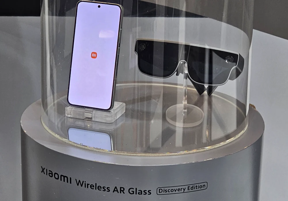 Xiaomi Wireless AR Smart Glass Discovery Edition. FOTO Adrian Pogîngeanu 