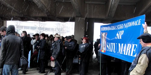 Primăria va cere noi suplimentări ale bugetului pentru salariile profesorilor