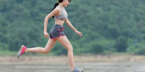 10 trucuri care te ajută cu adevărat să slăbeşti