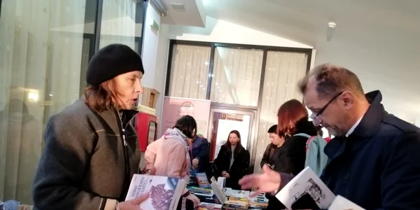 targ de carte focsani