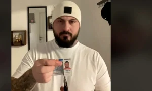 roman tik tok jpg