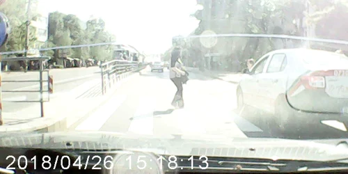 5ae58737df52022f755e9eca jpg