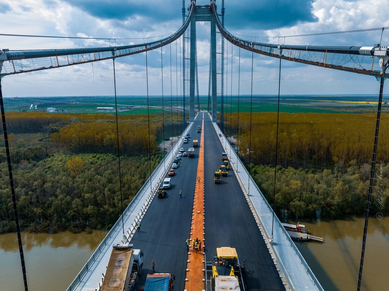 Imagini spectaculoase cu podul peste Dunăre, Golden Gate-ul de România, înainte de marea inaugurare VIDEO 