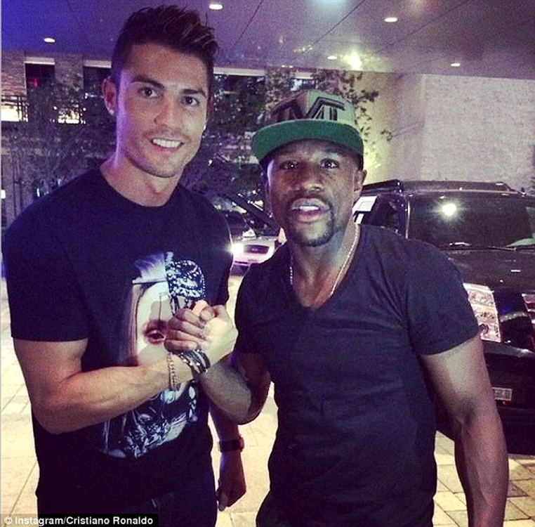 
    Cristiano Ronaldo şi Floyd Mayweather (foto: Instagram)  