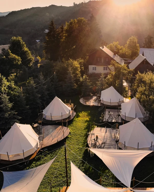 corturi lux valea doftanei