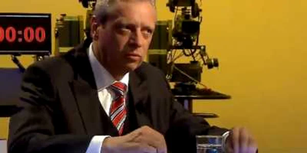 Viorel Isticioaia Budura a fost ambasador al României în China în perioada 2002-2010. 