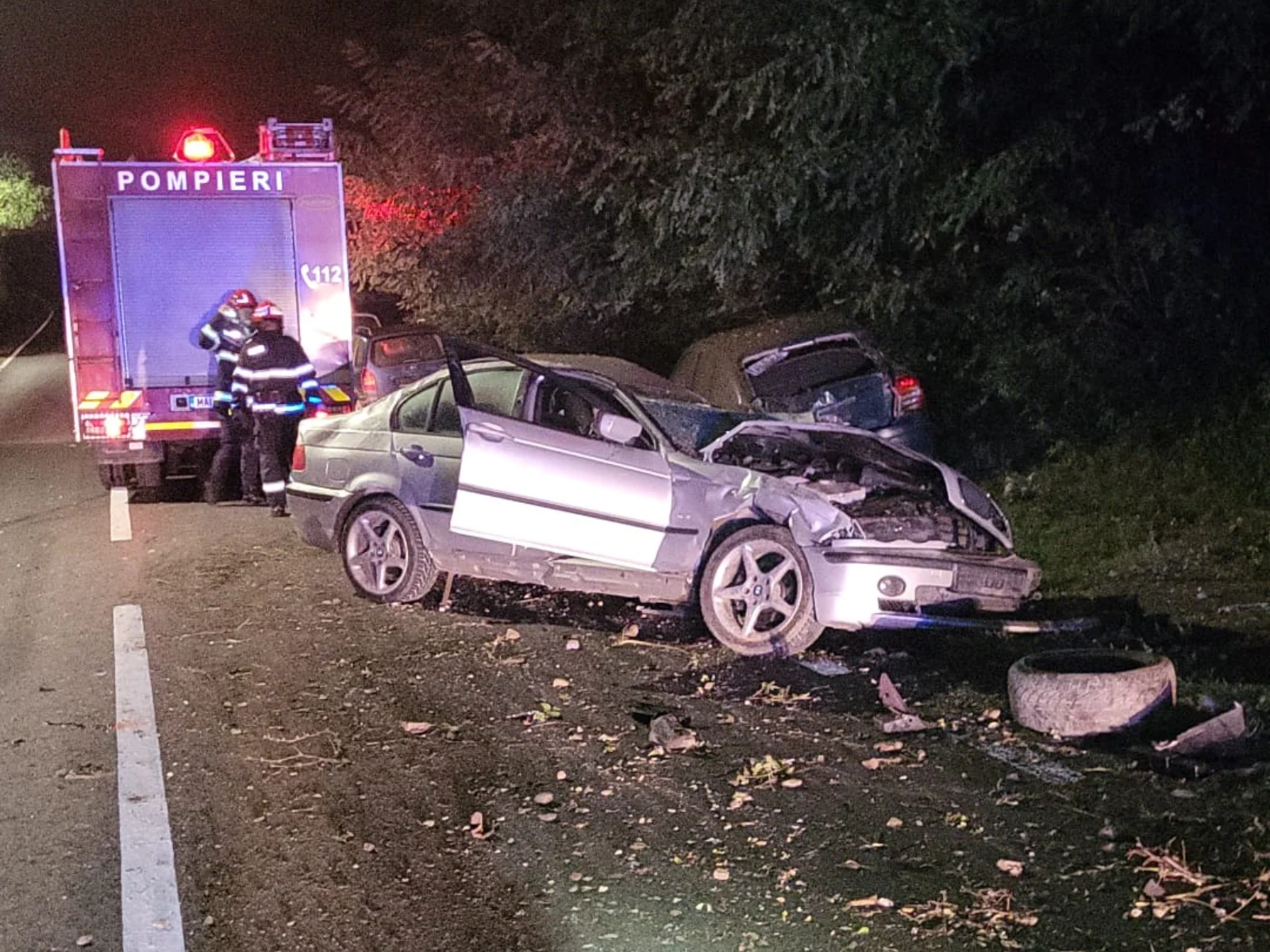 Un tânăr de 19 ani cu permisul suspendat a murit după ce a pierdut controlul volanului într-o curbă