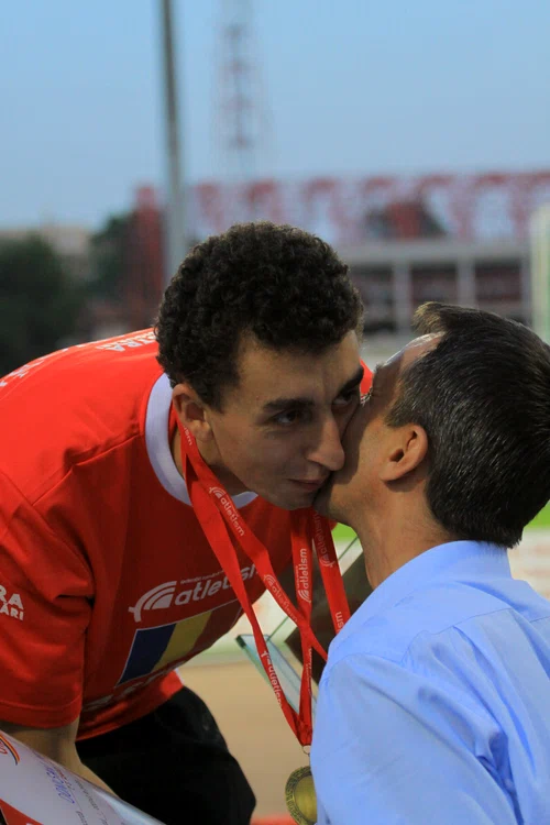 Mihai Donişan, pompier şi campion la săritura în înălţime