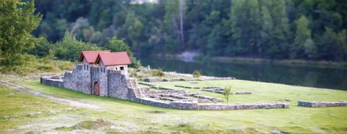 Castrul Arutela - construit de arcaşii sirieni în Vâlcea Foto FB Descoperiri arheologice vestigii si monumente istorice în Vâlcea