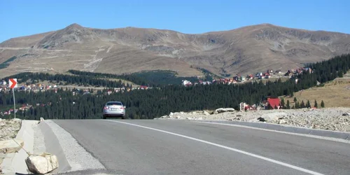 Transalpina a devenit un obiectiv turistic din ce în ce mai căutat